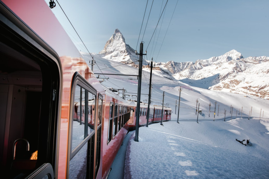 Met de trein op wintersport.